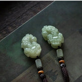Porte-clés Pixiu en néphrite - Versions mâle (Yang) et femelle (Yin)
